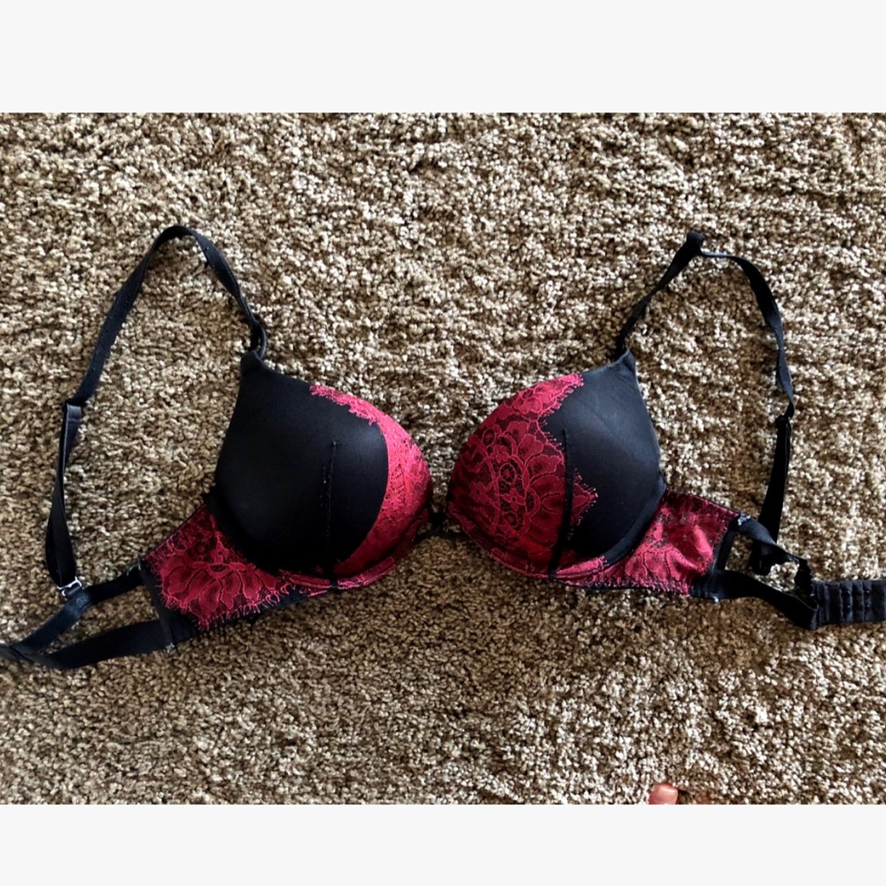 VICTORIA SECRET Bombshell Bra